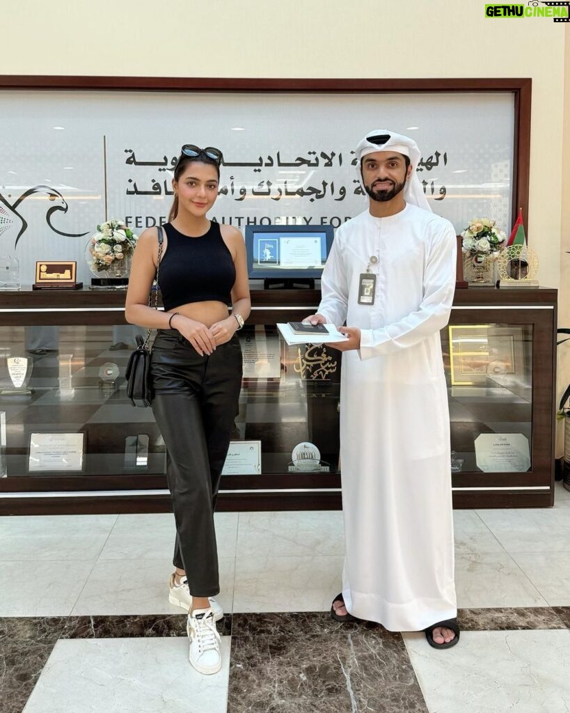 Ruhi Singh Instagram - She’s golden 🔥 Thank you @uaegov for for the Golden Visa! I’m truly honoured. #goldenvisa #dubai #emirates Dubai, UAE