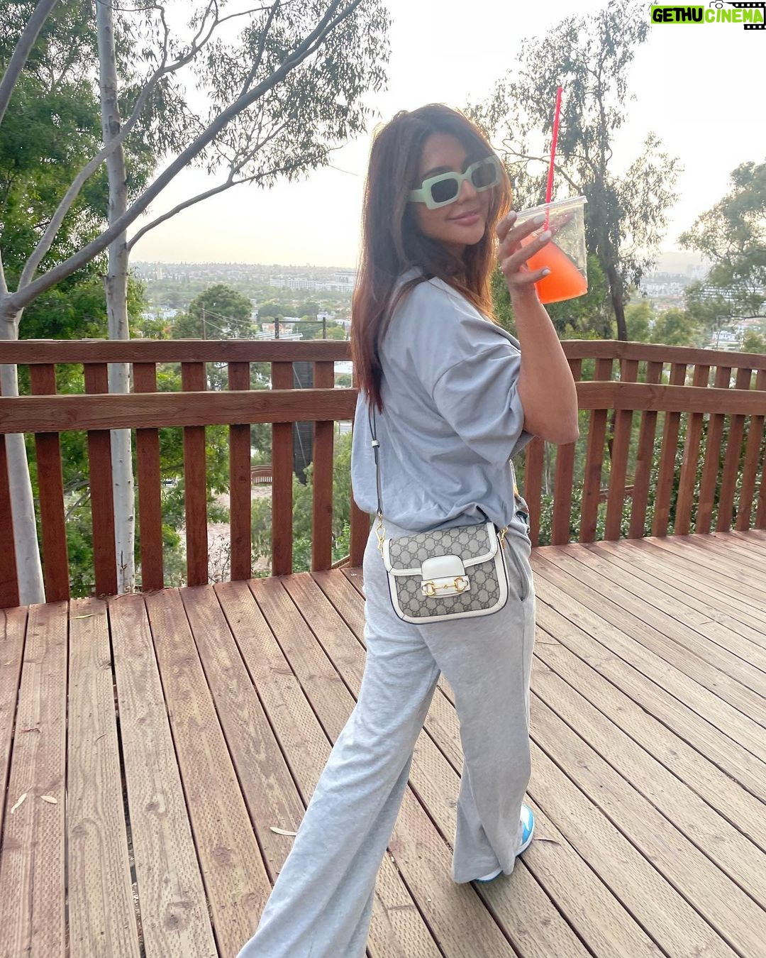Ruhi Singh Instagram - It pretty much is a walk in the park if you’re hydrated and not entertaining bullshit #mood Los Angeles, California