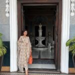 Ruhi Singh Instagram – Happy holi doston 🙏 Taj Falaknuma Palace