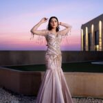 Ruhi Singh Instagram - Photography @vishpijwala Asst @neel_visual Outfit @niveditasaboocouture Hmua team @internationalbeautyschool @bhakti.sapkeofficial @adorn_nimishapahuja @jui.spake @timestalent #filmfare #hyundaifilmfareawards2024 #gujarattourism