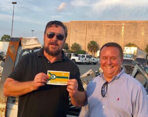 Russell Crowe Instagram - Hanging with Benny Zahn.
The Mayor !
#Kennerproud