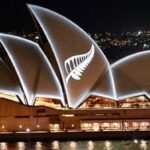 Russell Crowe Instagram - A terrible reason for it, but a gesture of solidarity and shared purpose. My birthplace & my home grieving together. My thoughts go out also to the people of Grafton. A picturesque and proud town, unduly stained . The silver fern of NZ projected on the Sydney Opera House.