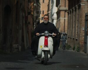 Russell Crowe Instagram - Arriving in a cinema near you in April. Father Gabriele Amorth.
The Pope’s Exorcist. @popes_exorcist