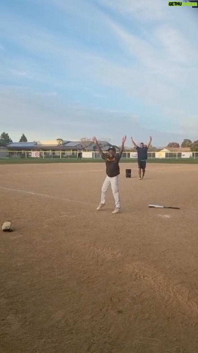 Russell Wilson Instagram - His first Home Run way over the fence! 2 hours post game..Future taking ground balls, pop flies & extra swings. Right before Sun down. Anything worth having we all have to work for!!! Proud dad moment. ⚾️