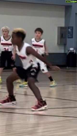 Russell Wilson Instagram - Playin defense like “The Glove” @gary.payton.20