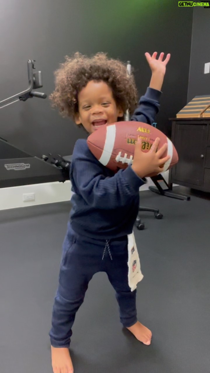 Russell Wilson Instagram - That WINNING feeling! #LetsRide Denver, Colorado