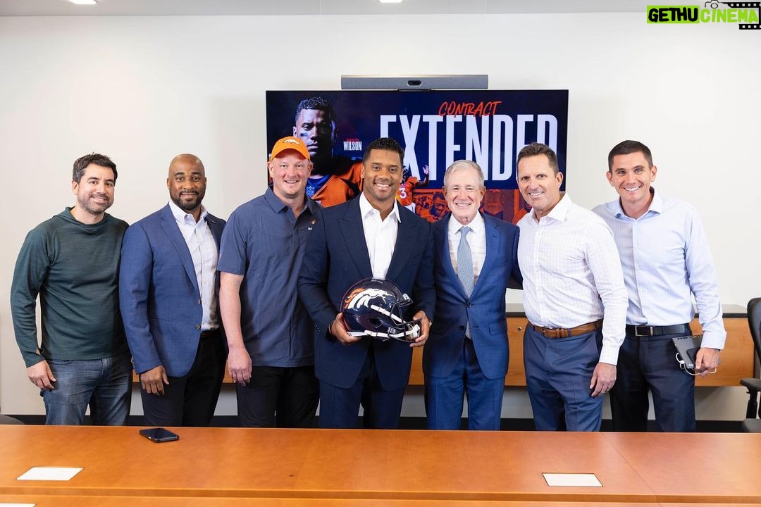 Russell Wilson Instagram - There’s No Body like You God! There will NEVER be!