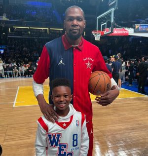 Russell Wilson Instagram - Future’s first @NBA All Star Weekend! One to Remember! #Grateful #NBAAllStar