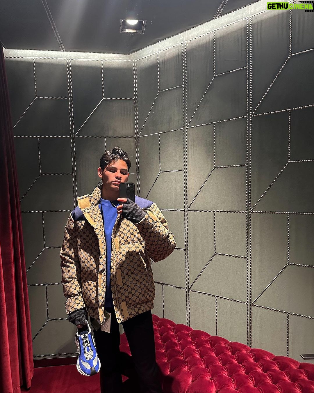 Ryan Garcia Instagram - Keep it moving and going 💙 @gucci