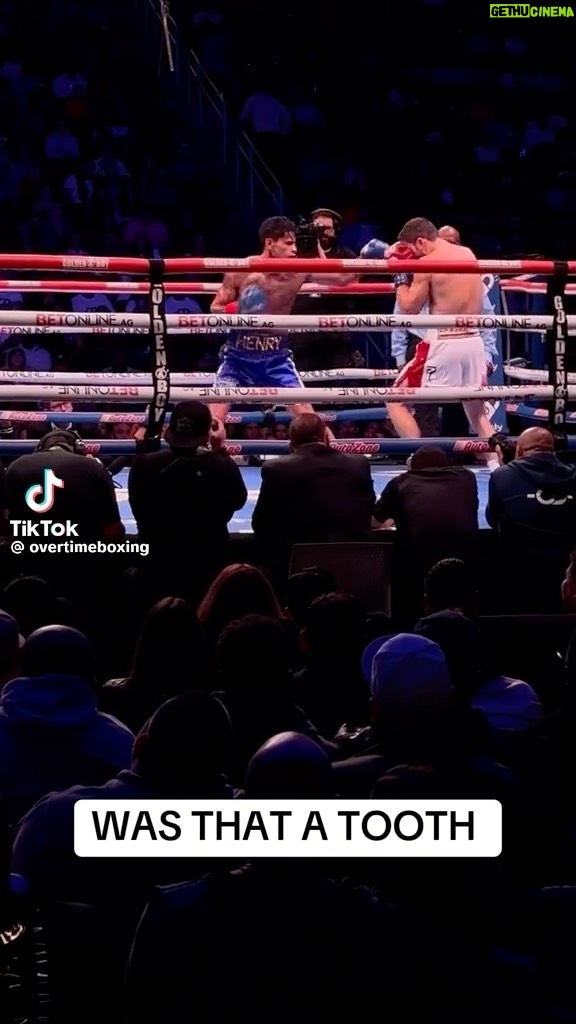 Ryan Garcia Instagram - WOW what a Chin on Oscar Duarte π±π«‘ I believe I have confirmation it was true and if it is then itβs is shocking he took that shot π Big props and Respect @overtimeboxing Houston, Texas