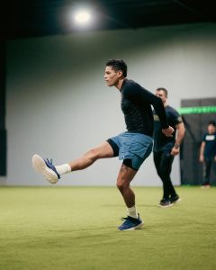 Ryan Garcia Instagram - Merry Christmas from my family to yours 🎄I went and got my Ronaldo on for the second annual Christmas soccer competition 🤣 I really pray everyone had a great Christmas love you and hope you have a happy new year 🥂🎊