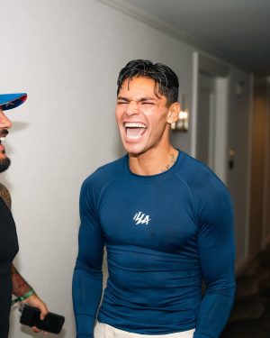 Ryan Garcia Instagram - Nothing to play about 🤷‍♂️ No need to relax time to lock right back in 🔒 Definitely hyped right now but the focus remains the same #champion