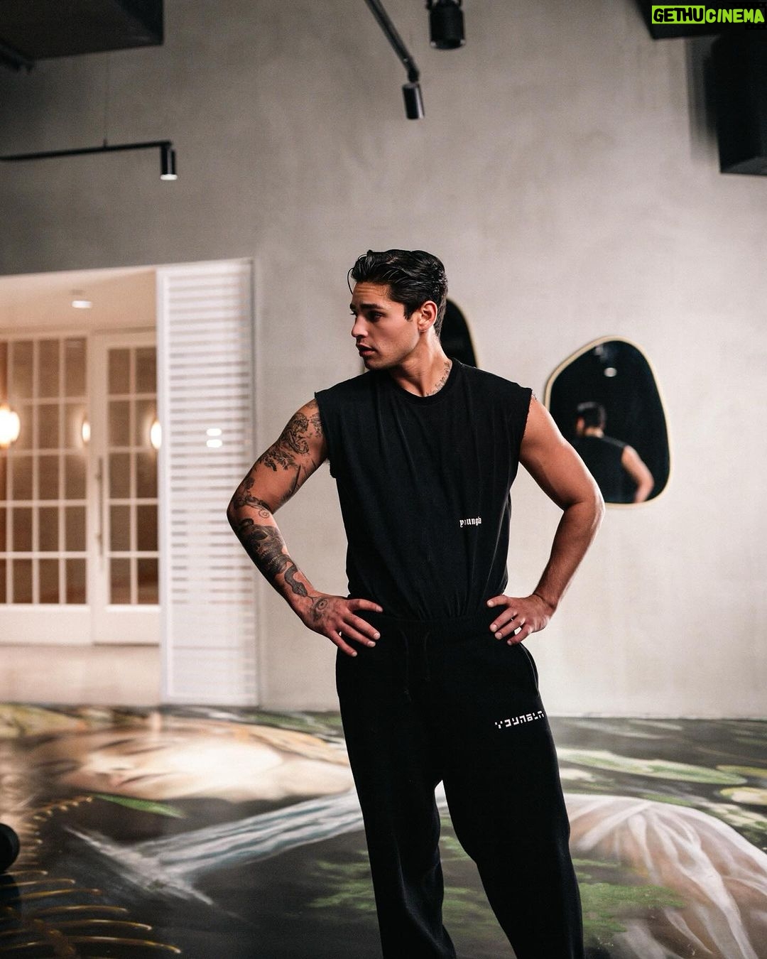 Ryan Garcia Instagram - Hearts on Fire ❤️🔥 @youngla Press conference’s will be open to public: Tuesday In NY And the last one will be Thursday in LA I Hope to see you there. Comment what you think 💭🥊 📸 @95.media Dallas, Texas