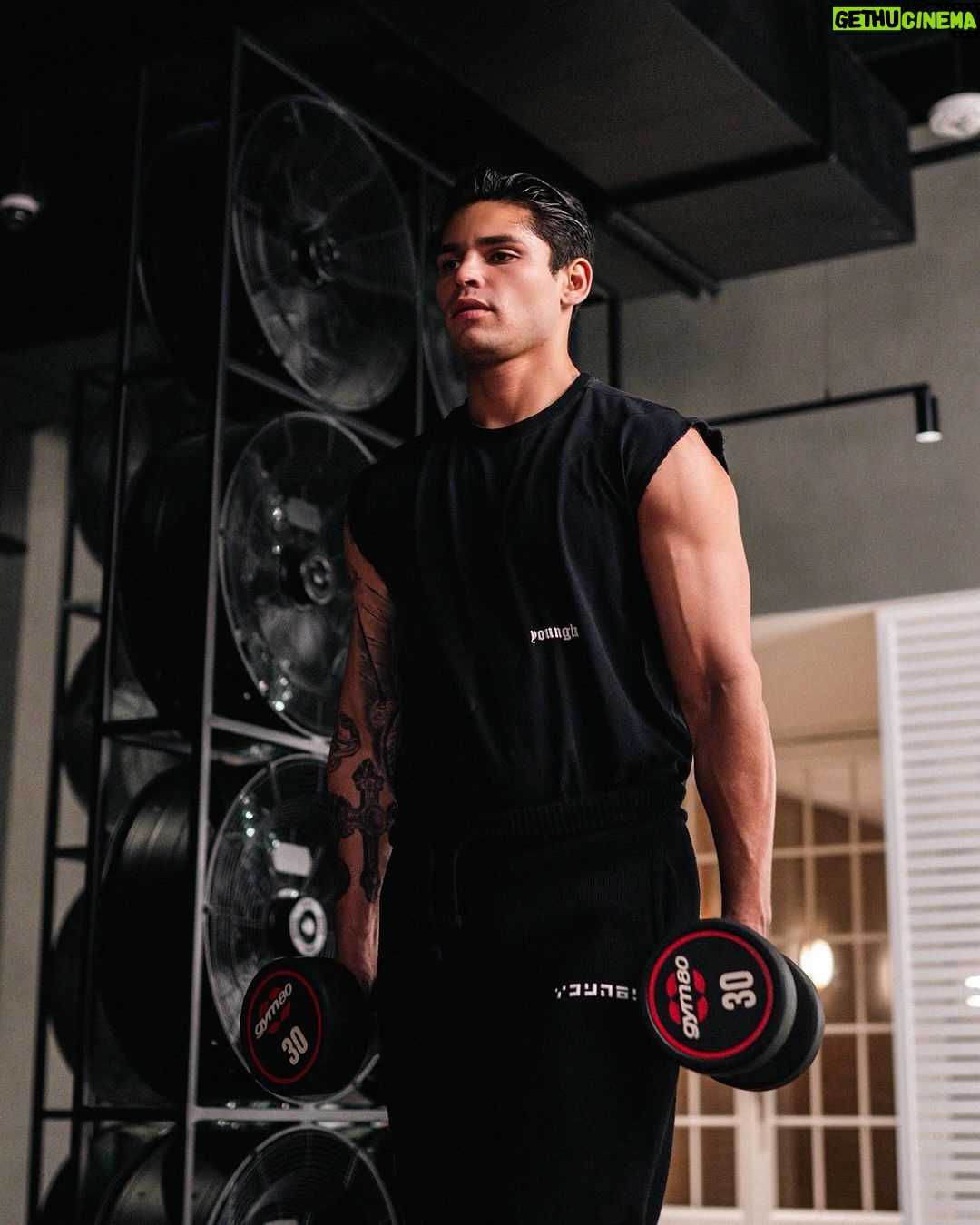 Ryan Garcia Instagram - Hearts on Fire ❤️🔥 @youngla Press conference’s will be open to public: Tuesday In NY And the last one will be Thursday in LA I Hope to see you there. Comment what you think 💭🥊 📸 @95.media Dallas, Texas