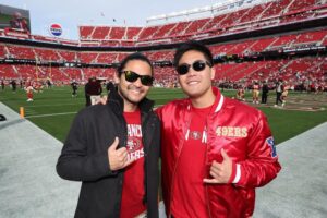 Ryan Higa Instagram - Got to reunite w/ the homie @fujiyosean for the game! Ty @49ers for having us! #FTTB #49ers #bangbang