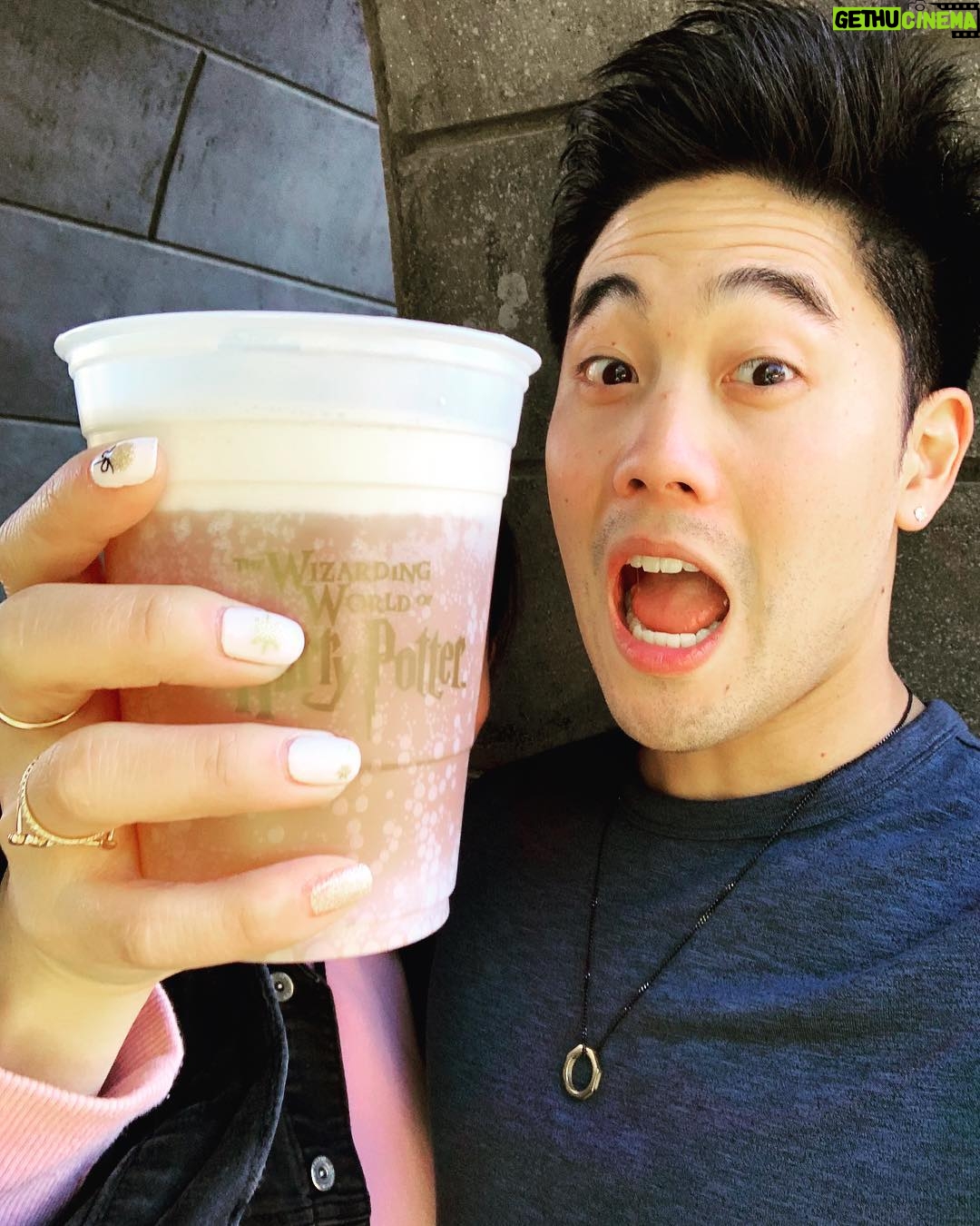 Ryan Higa - 226.5K Likes - Pretending to show off my butterbeer but really just fishing for compliments on my newly done nails.