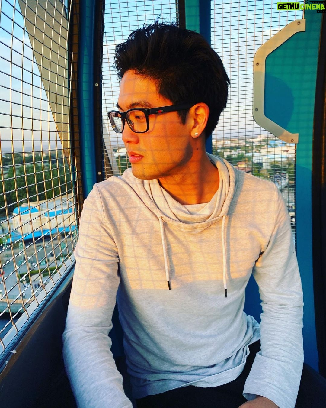 Ryan Higa - 144.7K Likes - #Throwback to a month ago before they closed... What “trying to play it cool, like it isn’t the most terrifying ride in the park, AS it begins to slide!” looks like. #ifyouknowyouknow