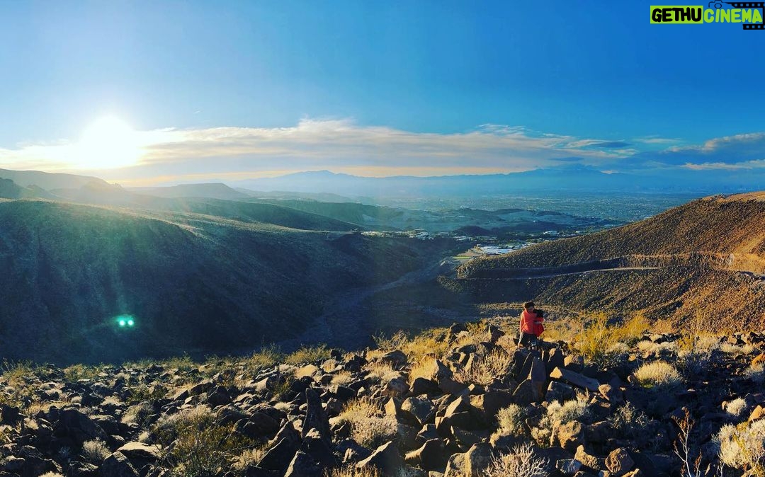 Ryan Higa Instagram - See, hiking in Vegas is as good as anywhere else.. minus the trees and rivers and most cute animals... we do have scorpions and snakes tho so got that going for us.