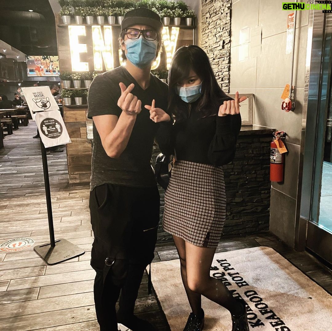 Ryan Higa - 215.5K Likes - Met some pretty cool crewmates. @valkyrae @ariasaki