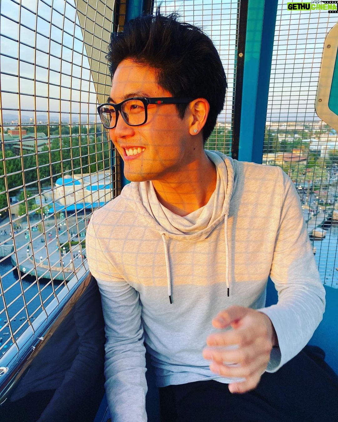 Ryan Higa - 144.7K Likes - #Throwback to a month ago before they closed... What “trying to play it cool, like it isn’t the most terrifying ride in the park, AS it begins to slide!” looks like. #ifyouknowyouknow
