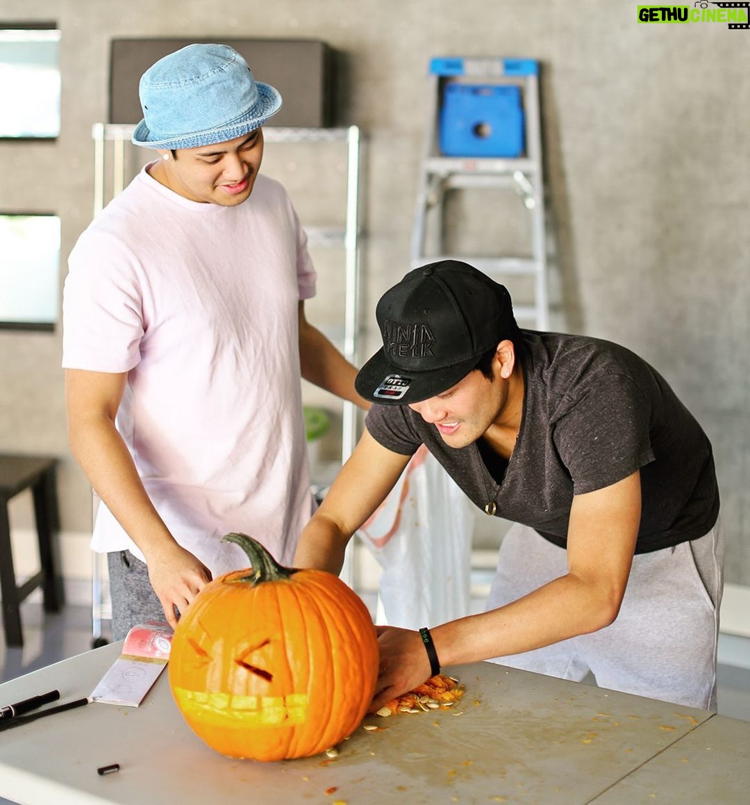 Ryan Higa Instagram - We got festive. #pumpkinExam 😖