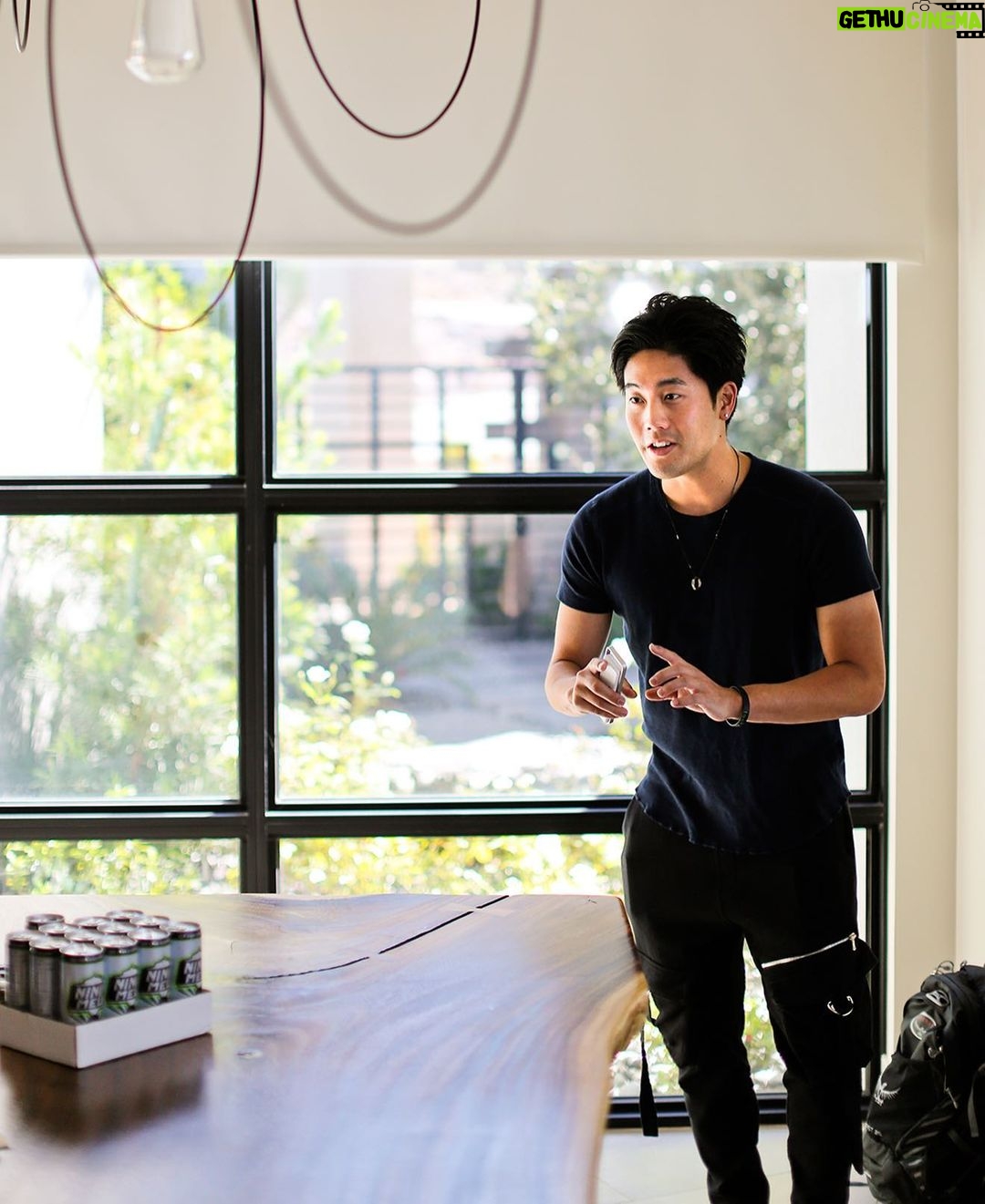Ryan Higa Instagram - Nearly 6 months and over 3500 pictures later... just uploaded the @ninjamelk stop-motion vid! Check it!