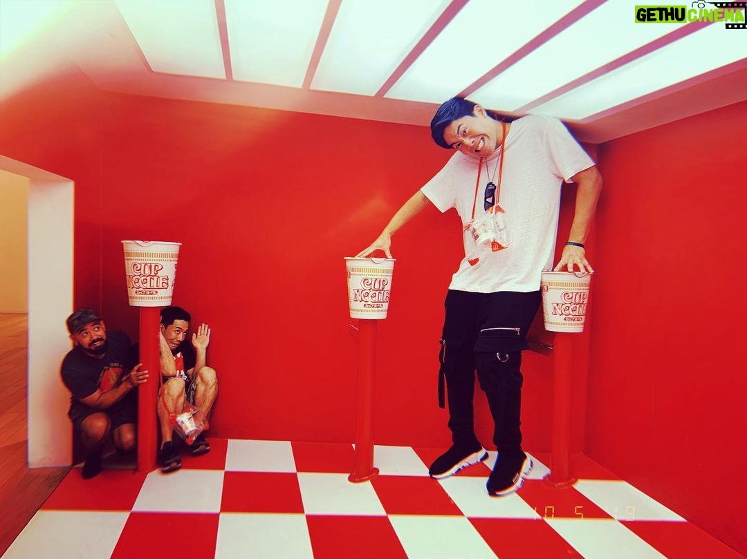 Ryan Higa - 156K Likes - Girls like a guy that can cook. #cupnoodlesmuseum