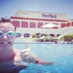 Ryan Kelley Instagram – 💚🧡 Mexico