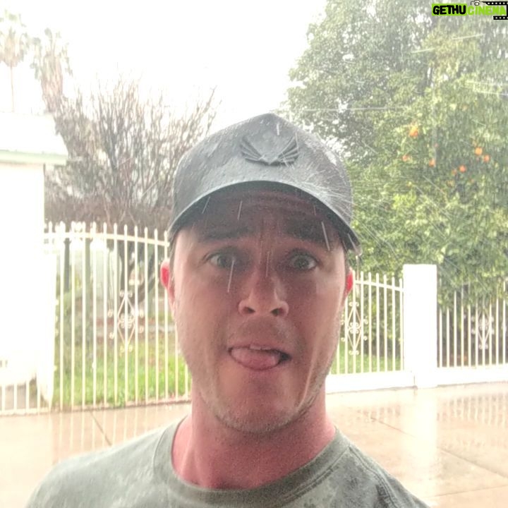 Ryan Kelley Instagram - It's not sunshine, but it's also not 50 degrees below zero like back home in the Midwest 🙃 #losangeles Los Angeles, California