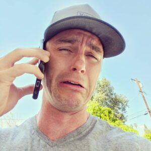 Ryan Kelley Instagram - Bored? Call your best friends one at a time. We know they aren't doing shit right now. So if they don't answer, well i've got some sad news for you. You are not important. YOU are a basic friend 🤣😂