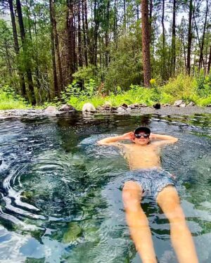 Ryan Phillippe Instagram - the rocky uphill hike was well worth the warm woodland baptism that followed
🙏