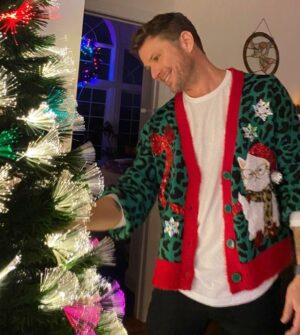 Ryan Phillippe Instagram - out here tryna spread some merriment in these timez, sheesh