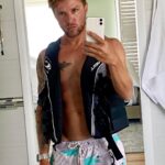 Ryan Phillippe Instagram - Jump waves w me pls
