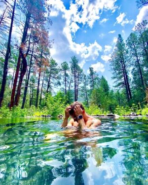 Ryan Phillippe Instagram - the rocky uphill hike was well worth the warm woodland baptism that followed
🙏