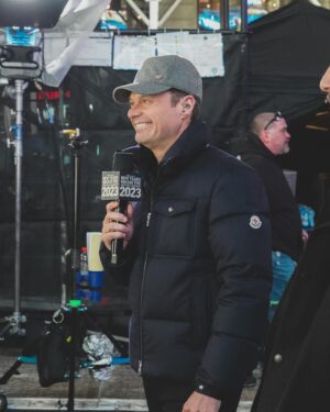 Ryan Seacrest Instagram - The tradition continues… really thankful to be able to continue hosting @rockineve, I’m already getting excited to ring in the new year with all of you!