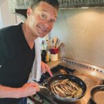 Ryan Seacrest Instagram - Hot take: tinned fish, like anchovies, is delicious. And it’s great for you too. Let me know if you’re a “tin-thusiast” like myself 🐟👇🏻