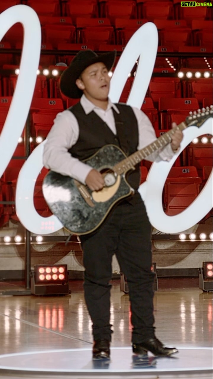 Ryan Seacrest Instagram - 15-year-old @tristonharpermusic is tellin’ his story and makin’ Alabama proud! 🎶 ❤️ Watch his full audition ahead of #IDOL on Sunday!