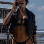 Rym Renom Instagram – Un poco de Rock and Roll 🖤

@sarahbakkas Uluwatu, Bali, Indonesia