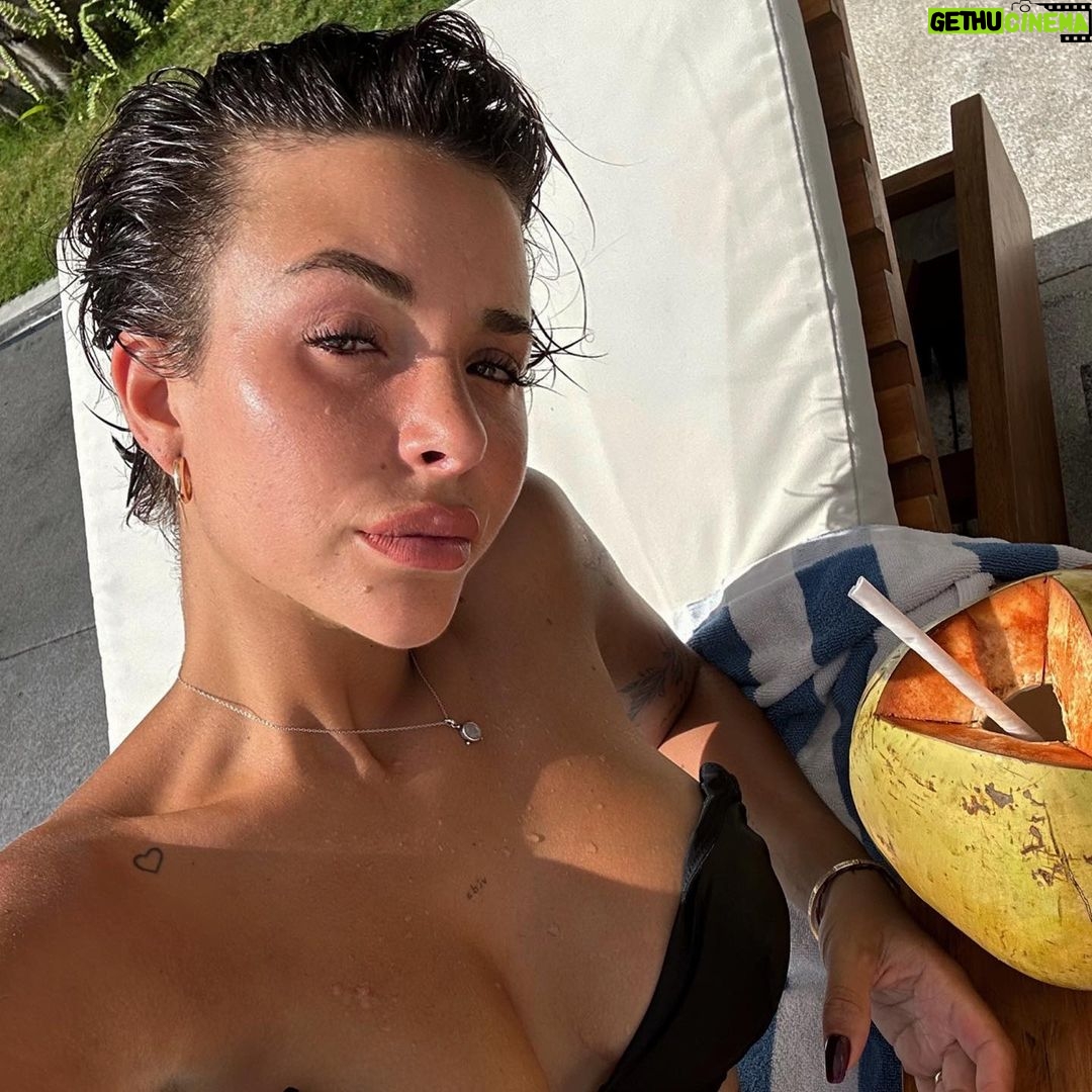 Rym Renom Instagram - Pretty girl 💛 Bali, Indonesia
