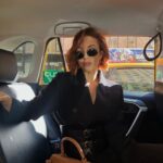Rym Renom Instagram - Foxy in NY ! 🦊 Je regarde les photos prisent à New York et j’adore ma couleur de cheveux, j’ai souvent l’habitude de changer mais ce roux cuivré c’est un coup de cœur 🧡 Quelle couleur de cheveux préférez-vous sur moi ? 🤔💬 New York City