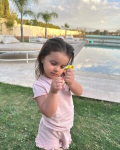 Rym Renom Instagram - Heureuse de leur montrer la beauté de leur pays 🇲🇦☀️ Marrakech
