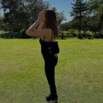 Rym Renom Instagram - Aujourd’hui il a fait trop beau à Rabat ! J’ai passé un moment incroyable avec ma famille et mes amis 🇲🇦 Royal Golf Dar Es Salam
