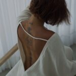 Rym Renom Instagram - Hola Hola ! 🤍 Bientôt je vous annoncerai la date de sortie de ma collection de robes avec @kita_dua_bali , une marque de vêtement que j’apprécie énormément 🥰 Nous travaillons depuis plusieurs mois et j’ai pu apprendre énormément de choses dans le domaine du textile. Hâte de vous voir porter nos créations ! 🫶🏼 #publiciténonremunérée Bali, Indonesia