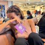 Rym Renom Instagram - J’ai toujours aimé voyager, mais cette fois-ci, j’ai décidé de le faire différemment. Mon amie @sarahbakkas m’a proposé de partir de Bali pour quelques jours, mais nous avons choisi de prendre seulement le vol. Une fois arrivées à destination, nous chercherons un hôtel pour dormir, rien n'a été prévu… Aujourd’hui, j’ai tellement ri avec mon amie avec qui je partage les mêmes délires. Je me sens bien, même très bien. Je suis heureuse et enthousiaste pour l’avenir. De plus, cette nuit est très spéciale car c’est la nouvelle lune, mais celle-ci est différente des autres… 🌑 Komodo National Park Indonesia