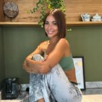 Rym Renom Instagram - Petit séjour avec les filles et des amis dans cette magnifique villa en plein cœur de Seminyak !  @balibullhouse @thetropicaldoorbali #collaborationnonrémunérée