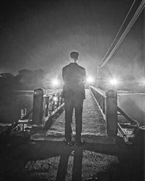 Ryoma Takeuchi Instagram - 今夜いよいよ最終回です。

全員がクランクアップして10日間が経過しようとしている今、やっと終わったんだと実感が湧いてきました。
色んな感情が湧き出過ぎてうまく言い表す事が出来ませんが…１つ言えることは楽しかったなと、
それはやっぱり素晴らしい原作があってこそなのかもしれません。
後は　人　です。　どんなに素晴らしい土台があっても人が良くないと壊れてしまう。新が言ってました『店っていうのは人ですら』この台詞が僕はとても好きです。作品創りに置いても結局は人なんだと実感しました。

六本木の街で様々な人間関係を創れたことが何より幸せでした。

色んな制限があった中でも全員でゴール出来て良かった。　ありがとうございました。
　　
　　　　　　　愛してます。

さてさて　21時からの　最終回

　　　　
　　　　皆様　堪能してください。
　

　　　　　　　　　　　　竹内涼真

#六本木クラス 

#竹内涼真 

#新木優子 

#平手友梨奈 

#早乙女太一 

#鈴鹿央士 

#稲森いずみ 

#緒方直人 

#光石研 

#中尾明慶 

#矢本悠馬 

#さとうほなみ 

#近藤公園 

#田中理子 

#香川照之