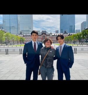 Ryoma Takeuchi Instagram - 映画　#アキラとあきら 

本日公開! 
　　　　　　みんなに届け!

　#竹内涼真  #横浜流星  #三木孝浩