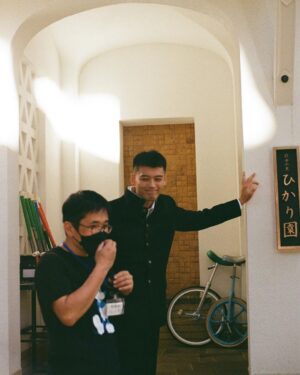 Ryoma Takeuchi Instagram - 毎日充実した撮影ができて嬉しい。

難問ばかりだが良いチーム力で乗り切る。

　　　　　『六本木クラス』

　　　　明日は嬉しい発表が…。

#六本木クラス  #宮部新