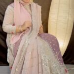 Saba Ibrahim Instagram - Ramadan and Eid outfit inspiration 🤍 . . AAP logo ne EID OUTFIT decide kar liya? . . Ramadan sale live on @boutiquecollectionmirza01 CASH ON DELIVERY NOT AVAILABLE ❌ SHIP WORLDWIDE ALHAMDULILLAH ✅ DEALING IN PAKISTANI REPLICA’S, DESINGER READYMADE OUTFITS, BRANDED ,NON BRANDED OUTFITS, LUKHNAWI, PHULKARI, KASHMIRI SUITS, JAIPURI SUITS, DAILY WEAR STICHED AND UNSTITCHED SUITS ALSO AMERICAN DIAMOND JEWELLERY ❤️ #mirzasboutique #sabaibrahim #sabakajahaan
