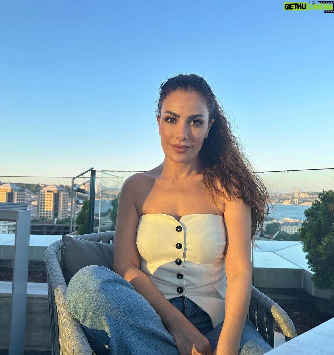 Saba Mubarak Instagram - كل عام و انتو بخير يا حلوين 🐏